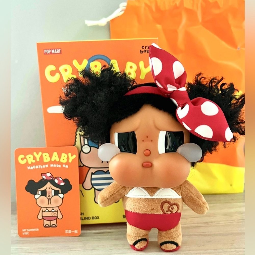 Pop Mart Crybaby Vacation Mode On Vinyl Plush Pendant - My Summer Vibe